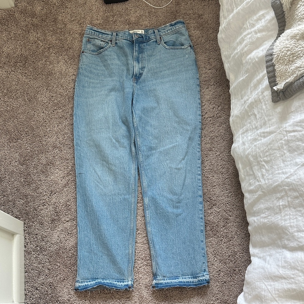 Abercrombie 90’s Straight Jeans